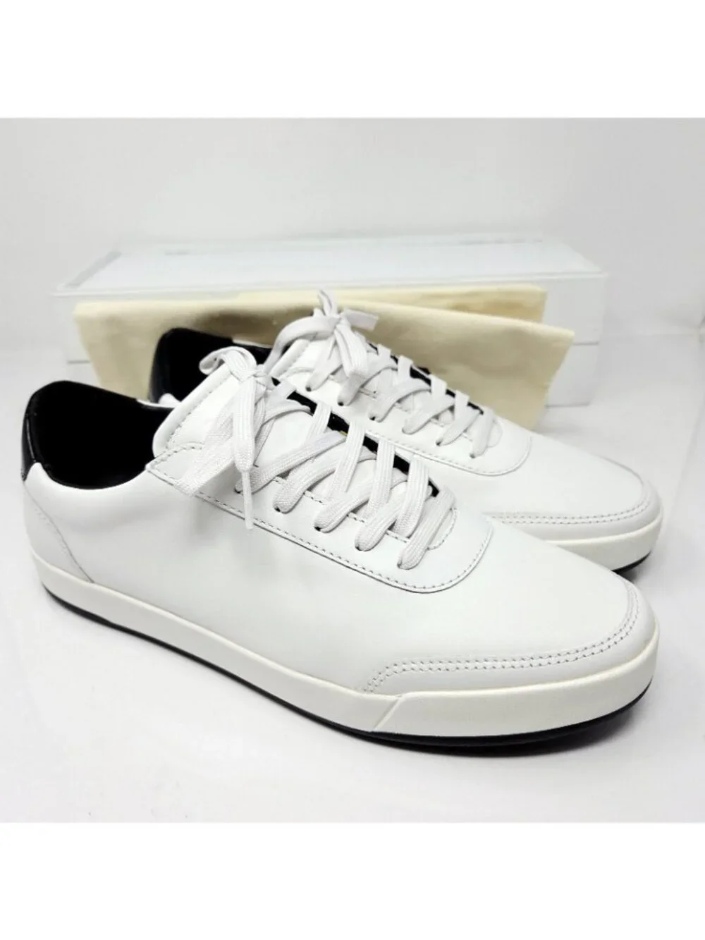 NEW Novella Preface Edition 1 Sneakers White Leather Mens 9 Womens 10.5 Low Top
